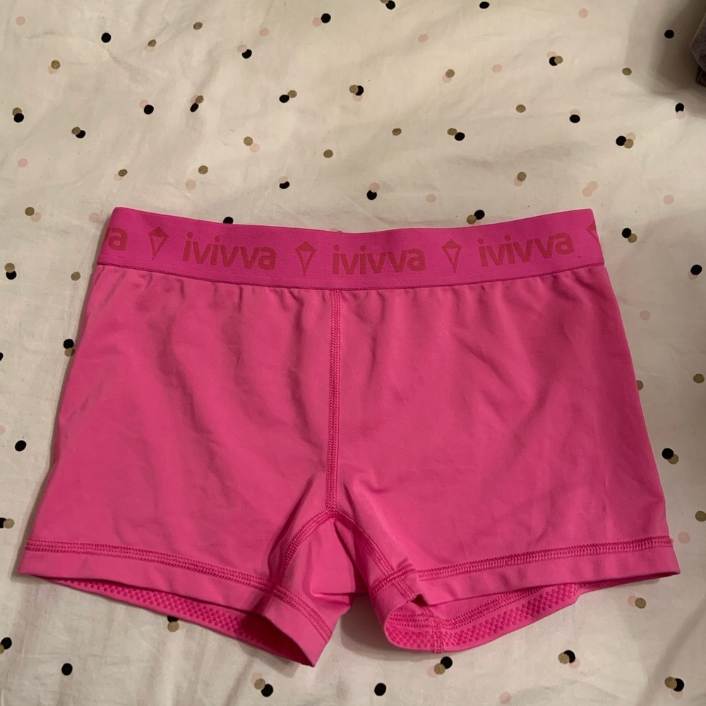 Lululemon/Iviva Rhythmic Shorts